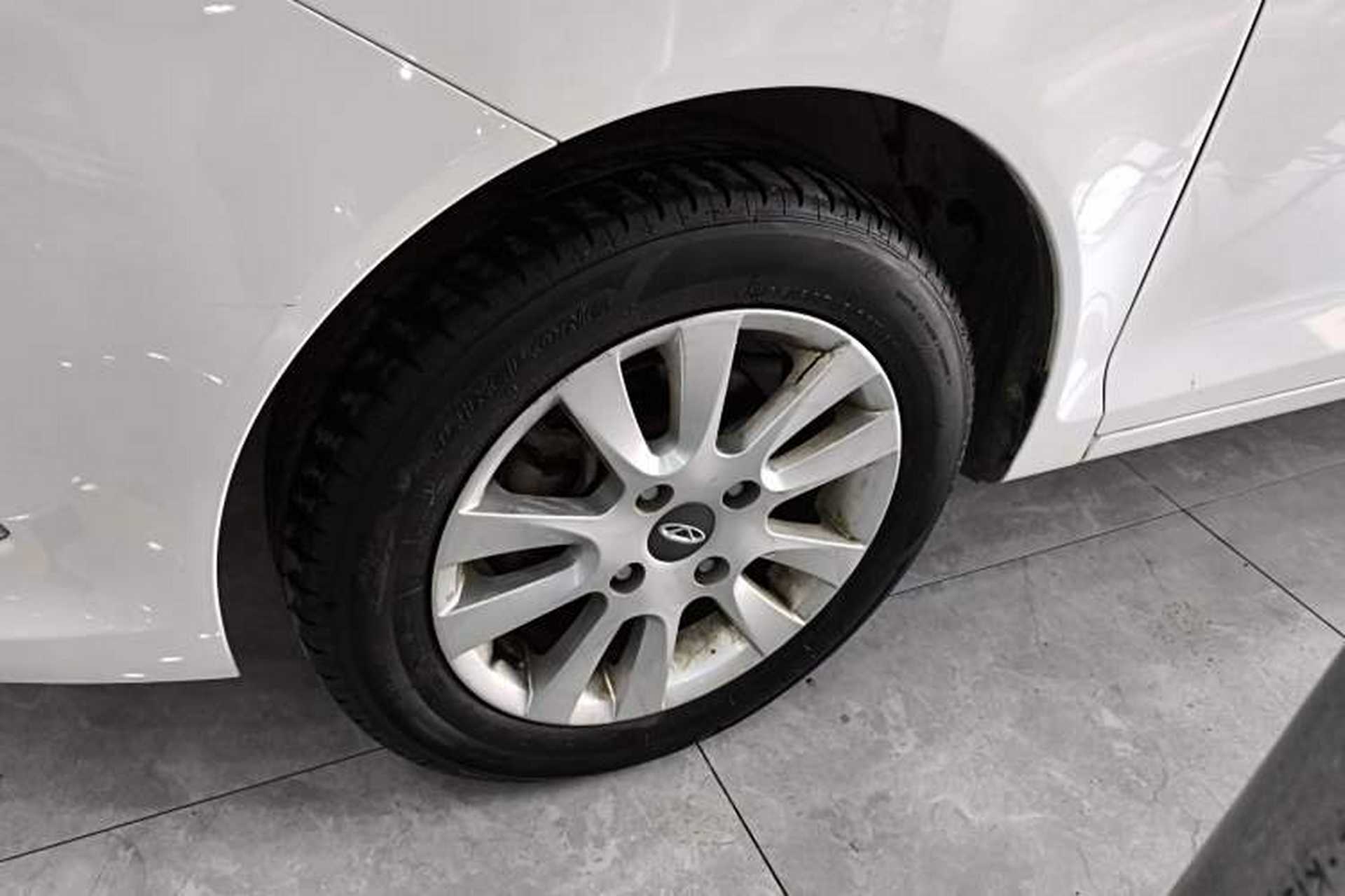 Used Chery Fengyun 2 2016 1.5L Manual Value Edition Left Front Wheel Hub