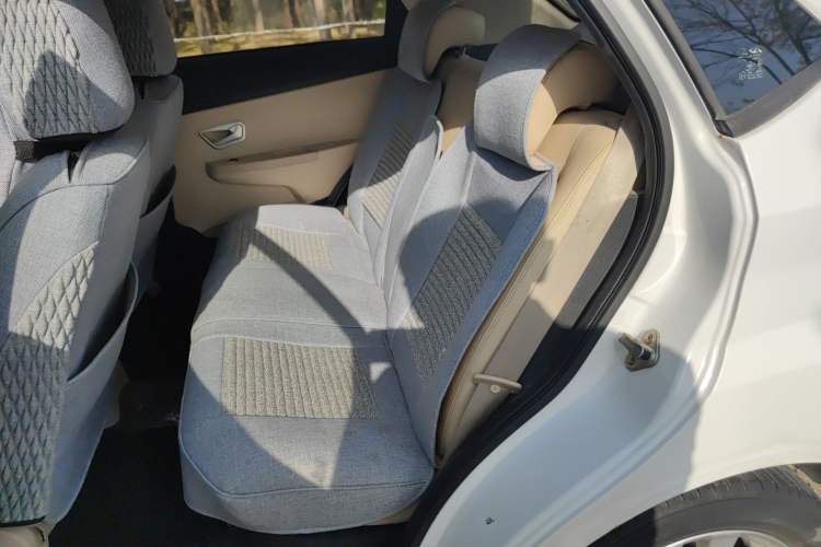 Used Chery Fengyun 2 2016 1.5L Manual Value Edition Left Rear Seat