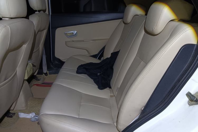 Used Chery Fengyun 2 2016 1.5L Manual Value Edition Left Rear Seat