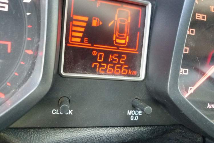 Used Chery Fengyun 2 2016 1.5L Manual Value Edition Odometer Close Up