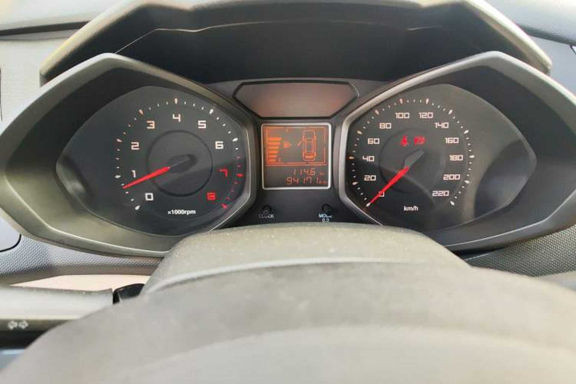 Used Chery Fengyun 2 2016 1.5L Manual Value Edition Odometer Close Up
