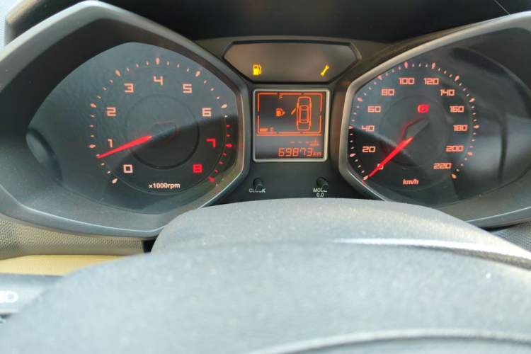 Used Chery Fengyun 2 2016 1.5L Manual Value Edition Odometer Close Up