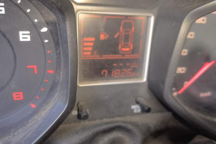 Used Chery Fengyun 2 2016 1.5L Manual Value Edition Odometer Close Up