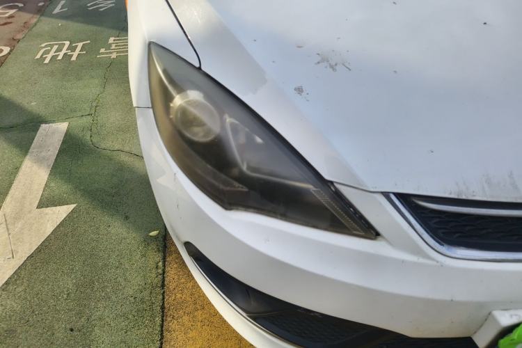 Used Chery Fengyun 2 2016 1.5L Manual Value Edition Right Front Headlight