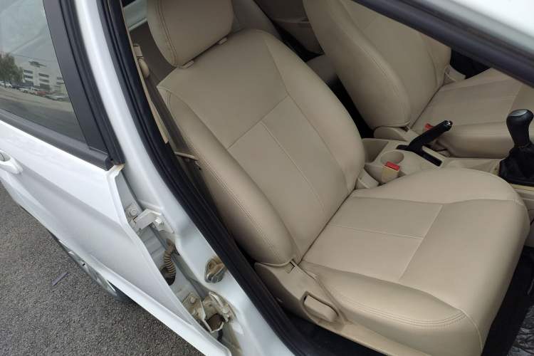 Used Chery Fengyun 2 2016 1.5L Manual Value Edition Right Front Seat