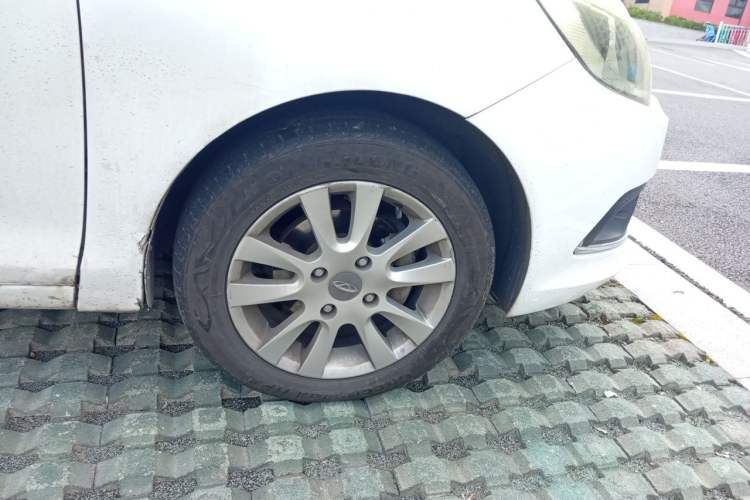 Used Chery Fengyun 2 2016 1.5L Manual Value Edition Right Front Wheel Hub