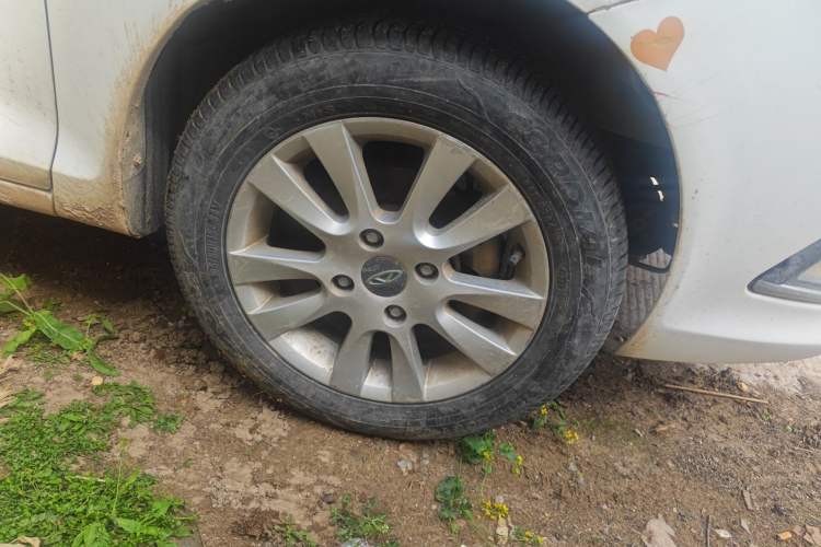 Used Chery Fengyun 2 2016 1.5L Manual Value Edition Right Front Wheel Hub