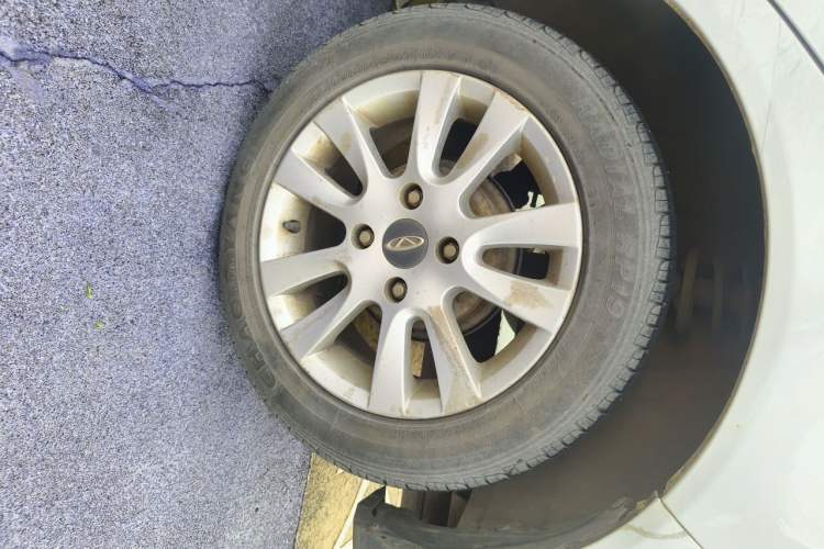 Used Chery Fengyun 2 2016 1.5L Manual Value Edition Right Front Wheel Hub