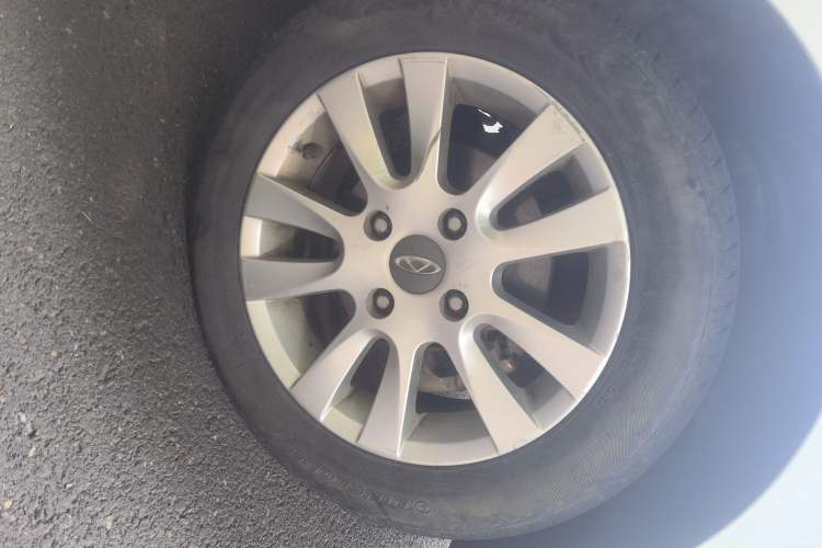 Used Chery Fengyun 2 2016 1.5L Manual Value Edition Right Front Wheel Hub