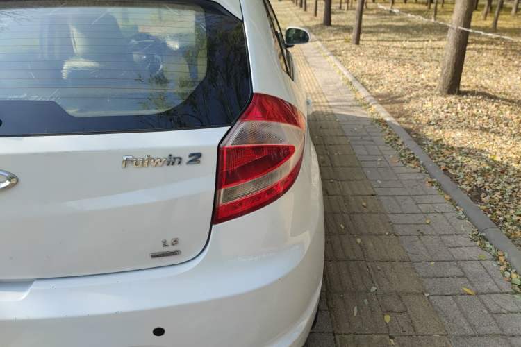 Used Chery Fengyun 2 2016 1.5L Manual Value Edition Right Rear Taillight