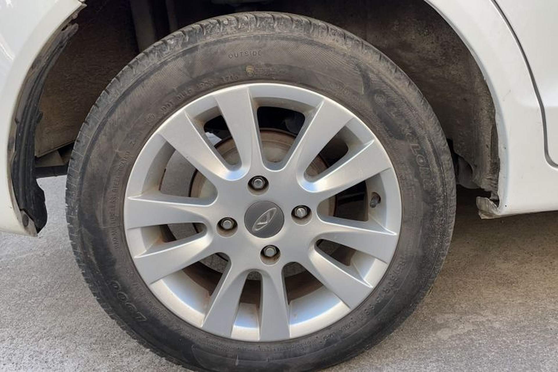 Used Chery Fengyun 2 2016 1.5L Manual Value Edition Right Rear Wheel Hub