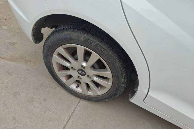 Used Chery Fengyun 2 2016 1.5L Manual Value Edition Right Rear Wheel Hub