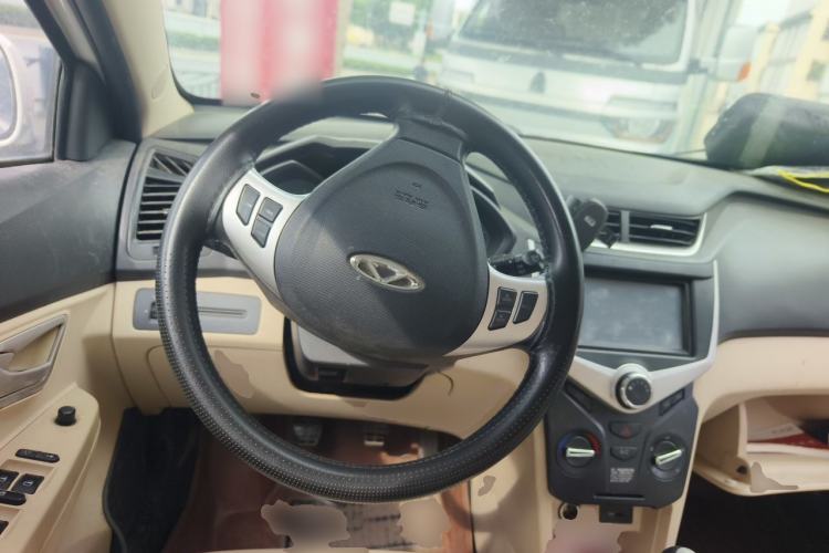 Used Chery Fengyun 2 2016 1.5L Manual Value Edition Steering Wheel