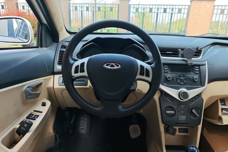 Used Chery Fengyun 2 2016 1.5L Manual Value Edition Steering Wheel