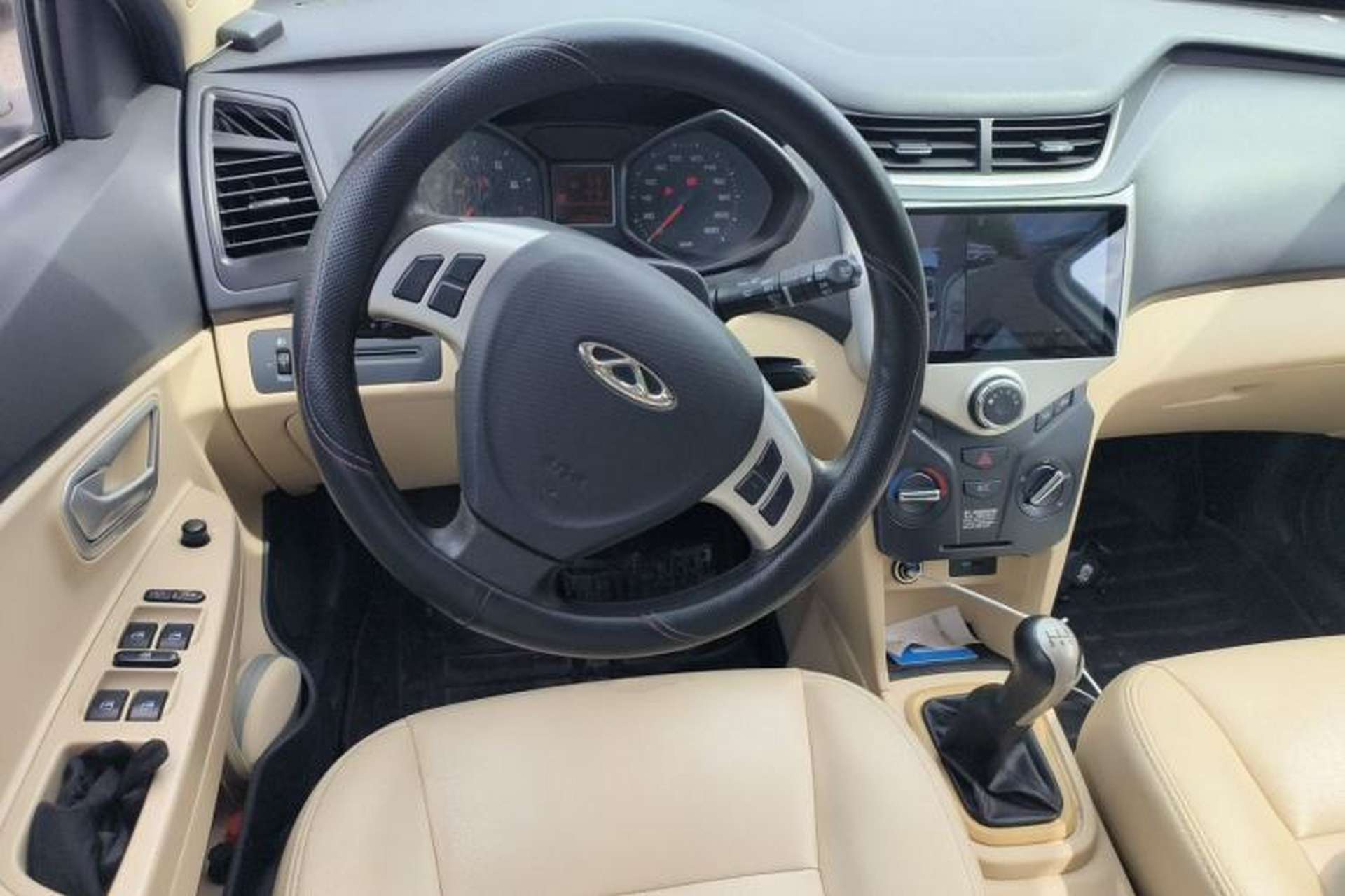 Used Chery Fengyun 2 2016 1.5L Manual Value Edition Steering Wheel