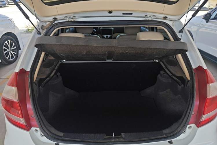 Used Chery Fengyun 2 2016 1.5L Manual Value Edition Trunk