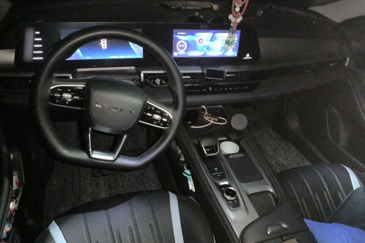 Used Chery Fengyun A8 2024 127 Long-Distance Edition Standard Version Center Console
