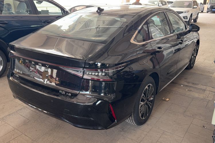 Used Chery Fengyun A8 2024 127 Long-Range Version Comfort Edition Exterior 3