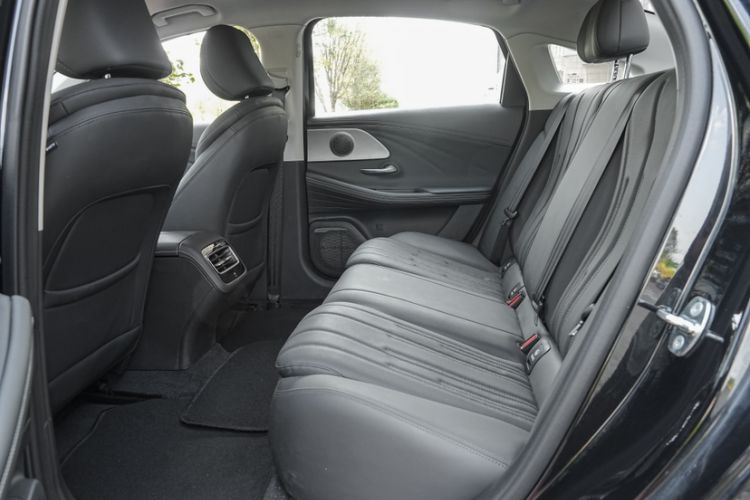 Used Chery Fengyun A8 2024 127 Long-Distance Edition Standard Version Interior 13