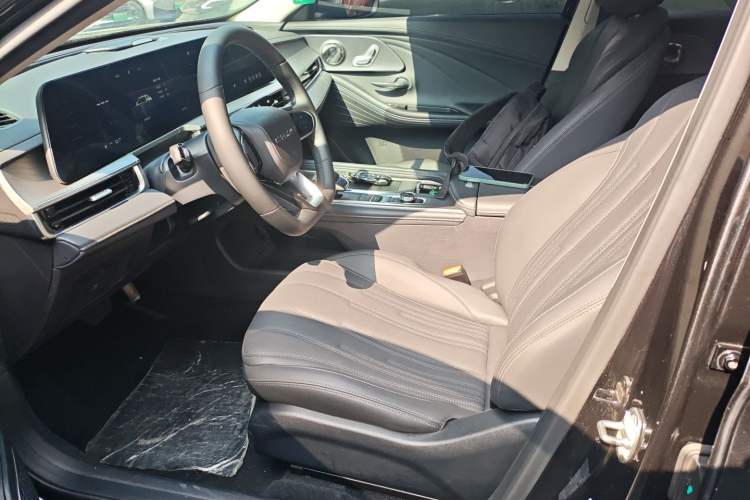 Used Chery Fengyun A8 2024 127 Chasing the Wind Edition Left Front Seat