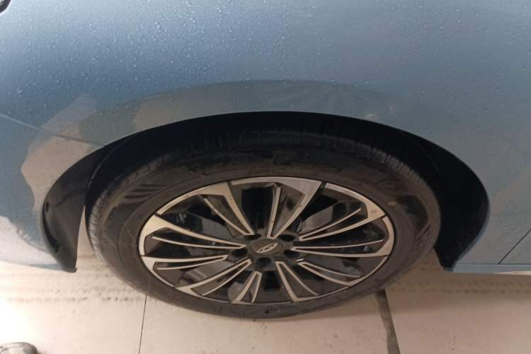 Used Chery Fengyun A8 2024 127 Yufeng Edition Left Front Wheel Hub