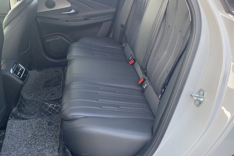 Used Chery Fengyun A8 2024 127 ZHU FENG Version Interior 1