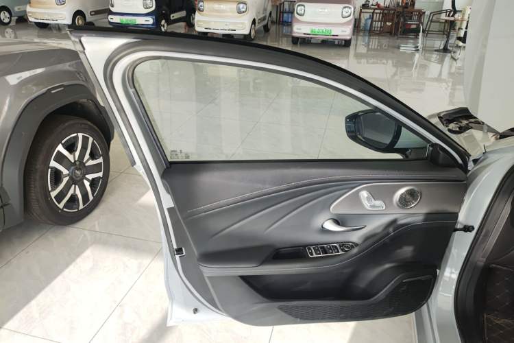 Used Chery Fengyun A8 2024 127 Far Voyage Luxury Edition Interior 7