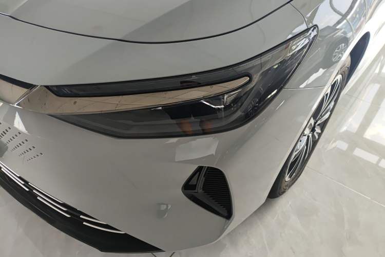 Used Chery Fengyun A8 2024 127 Far Voyage Luxury Edition Left Front Headlight