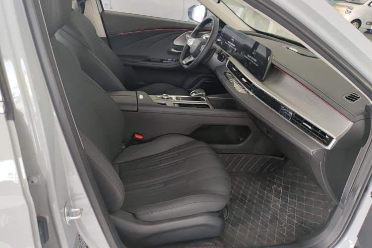 Used Chery Fengyun A8 2024 127 Far Voyage Luxury Edition Right Front Seat