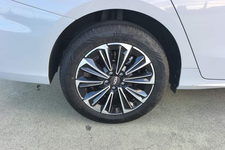 Used Chery Fengyun A8 2024 127 Yufeng Edition Right Rear Wheel Hub