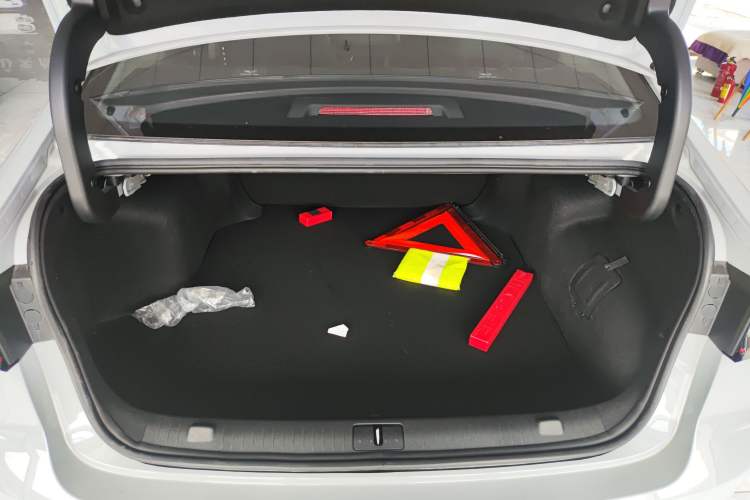 Used Chery Fengyun A8 2024 127 Far Voyage Luxury Edition Trunk