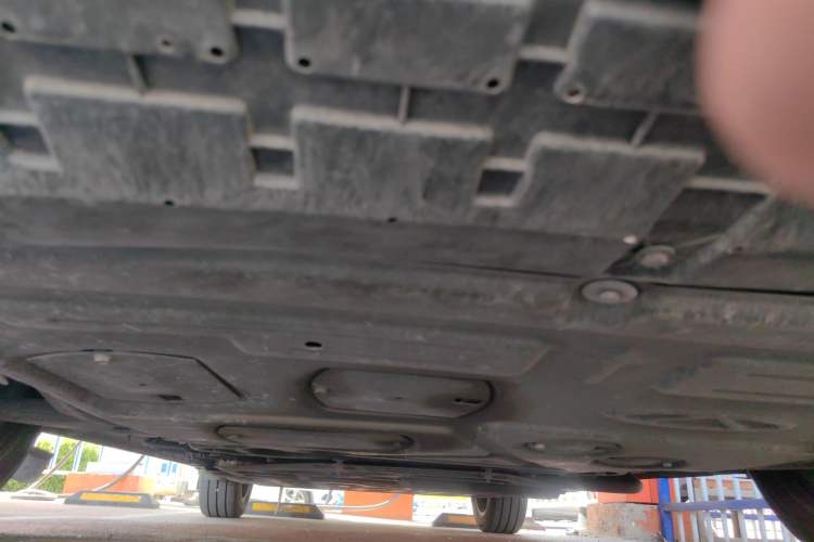 Used Chery Fengyun A8 2024 127 ZHU FENG Version Chassis Front