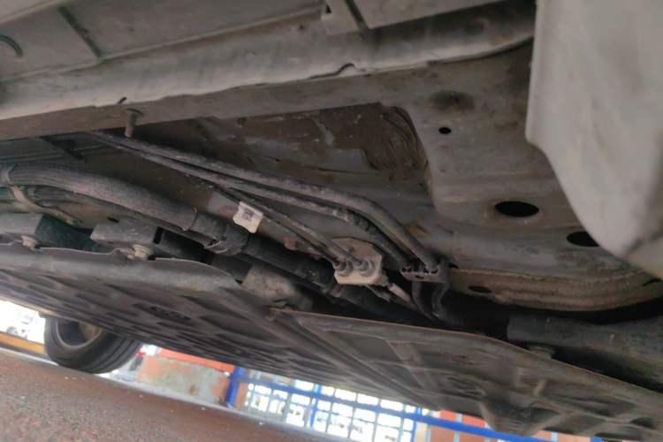 Used Chery Fengyun A8 2024 127 ZHU FENG Version Chassis Front Right