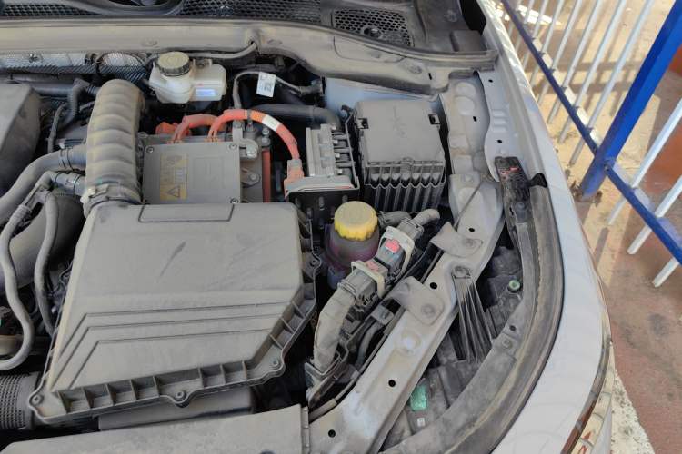 Used Chery Fengyun A8 2024 127 ZHU FENG Version Engine Bay Left