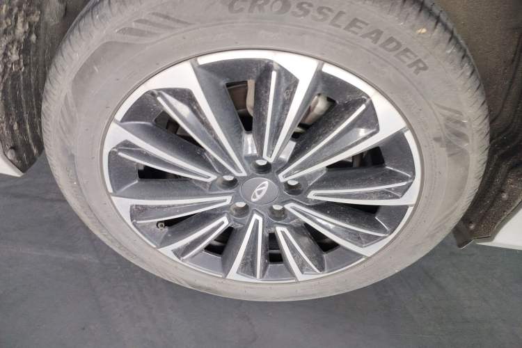 Used Chery Fengyun A8 2024 127 Yufeng Edition Right Rear Wheel Hub