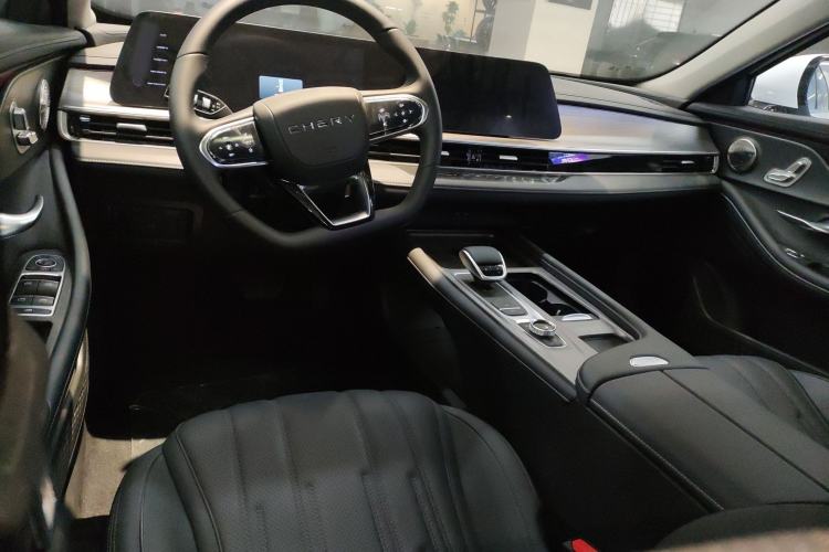 Used Chery Fengyun A8 2024 127 Far Voyage Luxury Edition Center Console