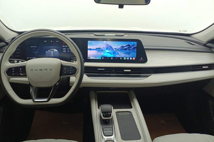 Used Chery Fengyun A8 2024 127 Chasing the Wind Edition Center Console