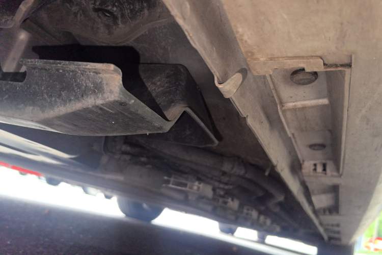 Used Chery Fengyun A8 2024 127 ZHU FENG Version Chassis Rear Right