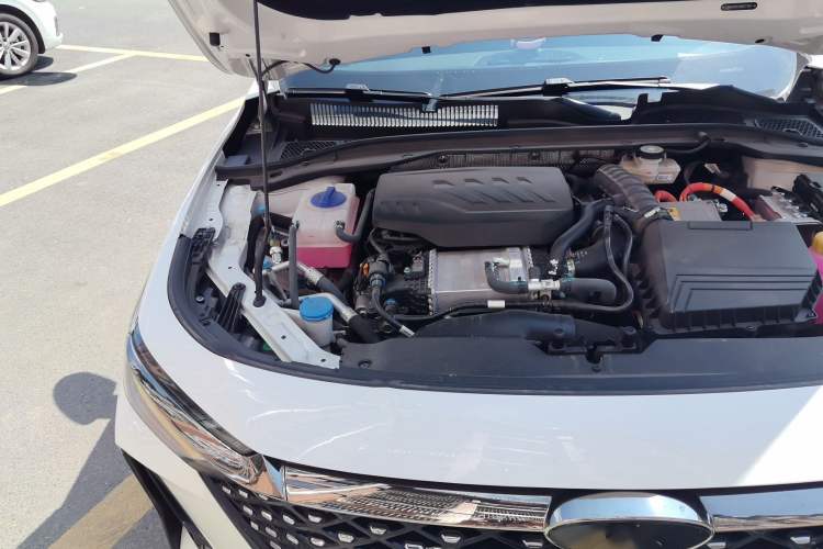 Used Chery Fengyun A8 2024 127 ZHU FENG Version Engine Bay Right