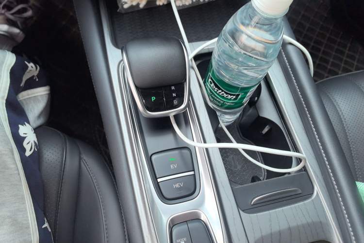 Used Chery Fengyun A8 2024 127 ZHU FENG Version Gear Lever
