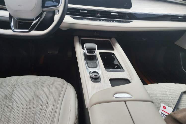 Used Chery Fengyun A8 2024 127 Yufeng Edition Gear Lever