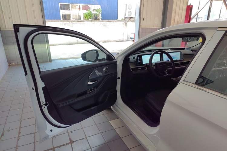 Used Chery Fengyun A8 2024 127 Yufeng Edition Interior 3