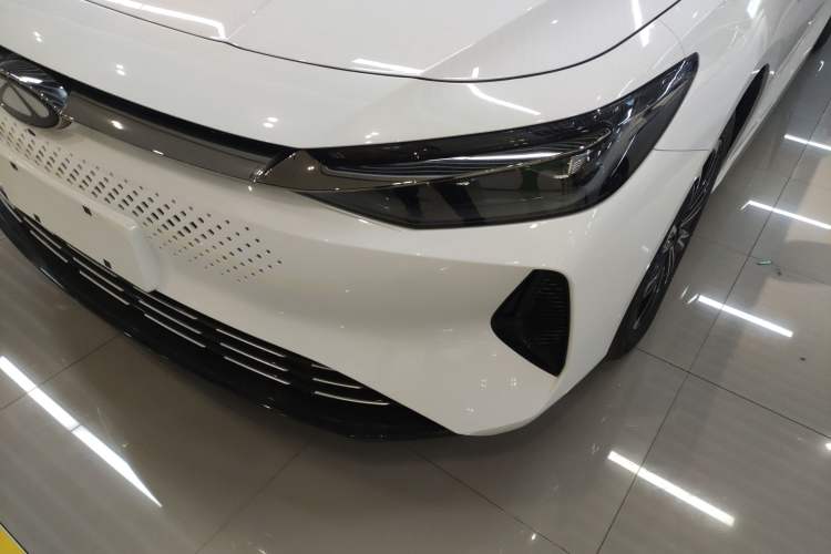 Used Chery Fengyun A8 2024 127 Far Voyage Luxury Edition Left Front Headlight