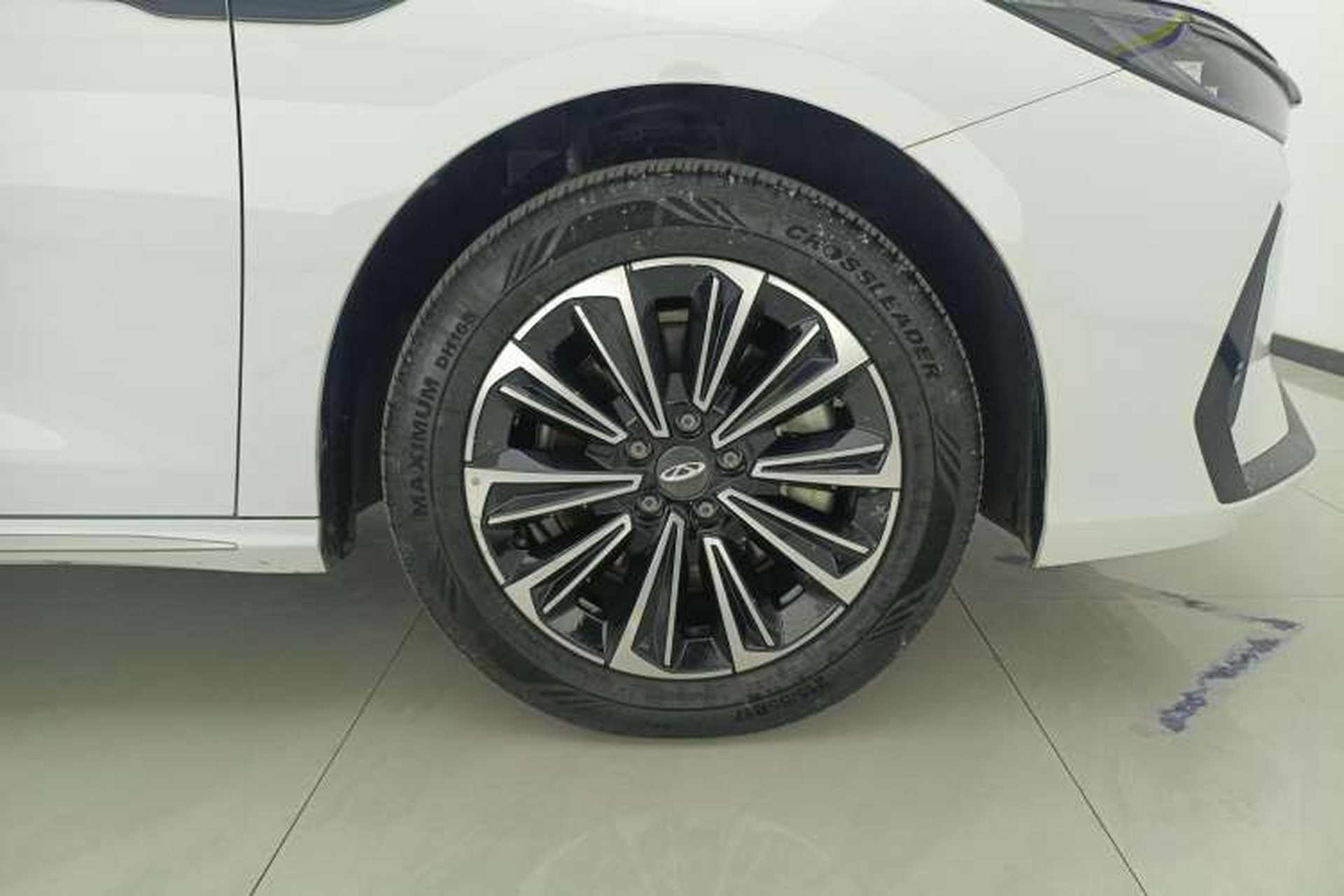 Used Chery Fengyun A8 2024 127 Chasing the Wind Edition Left Front Wheel Hub