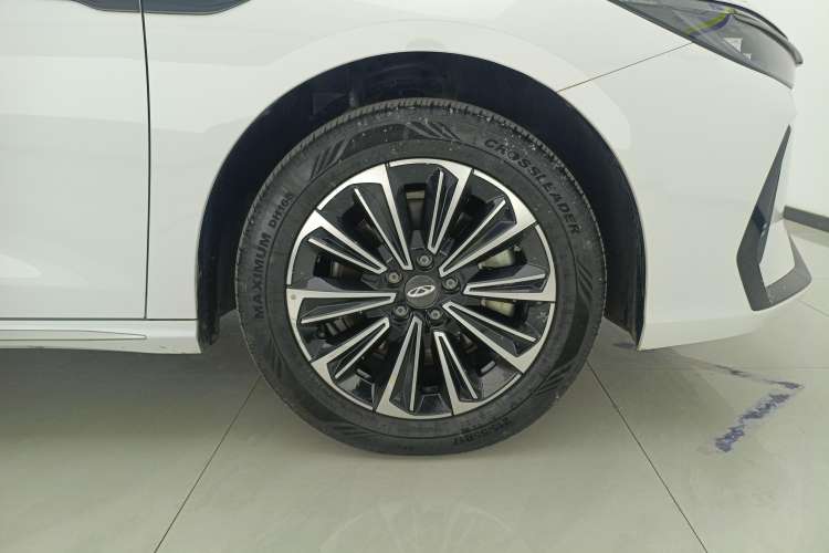Used Chery Fengyun A8 2024 127 Chasing the Wind Edition Left Rear Wheel Hub