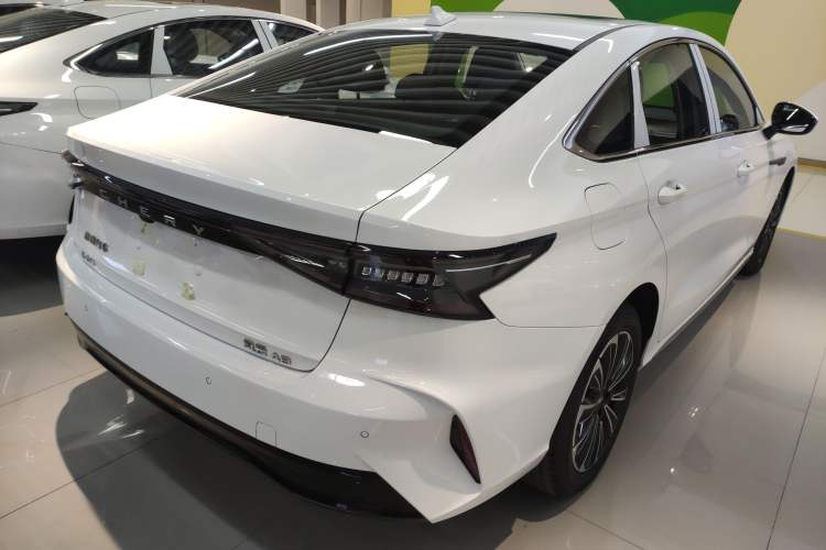 Used Chery Fengyun A8 2024 127 Far Voyage Luxury Edition Rear Right 45 Deg