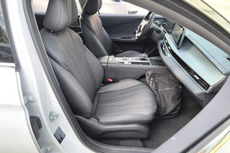 Used Chery Fengyun A8 2024 127 Yufeng Edition Right Front Seat