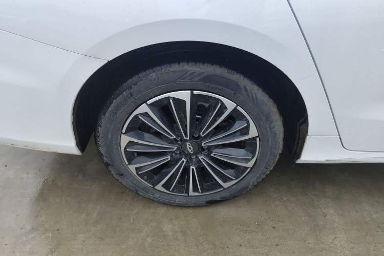 Used Chery Fengyun A8 2024 127 Yufeng Edition Right Rear Wheel Hub