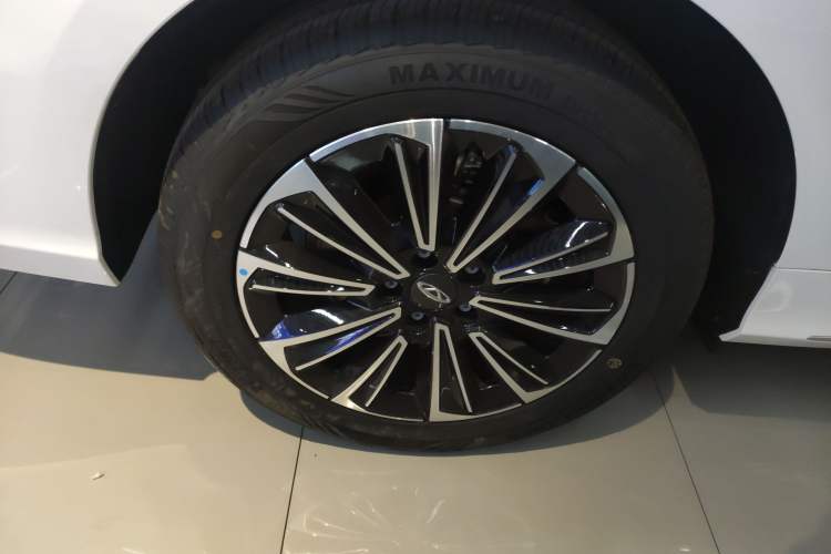 Used Chery Fengyun A8 2024 127 Far Voyage Luxury Edition Right Rear Wheel Hub