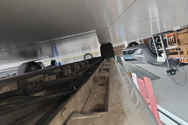 Used Chery Fengyun A8 2024 127 Yufeng Edition Right Side Sill